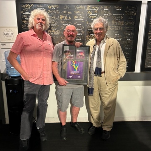 At the recent show at The Greek Theatre show in LA, Ian was presented with an award by actor Elliot Gould for his help with The Man/Kind Initiative, a non-profit organisation with a campaign to assist the thousands of homeless on the streets of LA. mankindinitiative.org