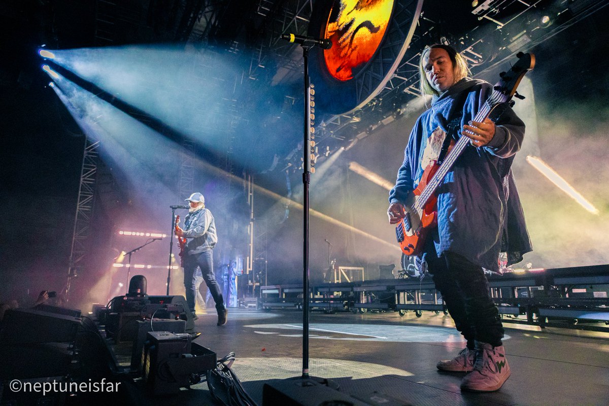 Neptuneisfar's tweet photo. Check the pictures, share them with the world?

👉https://t.co/7MuhWkflr8

Prague - 18/10/23 @falloutboy / @petewentz https://t.co/DnbzppCOqD