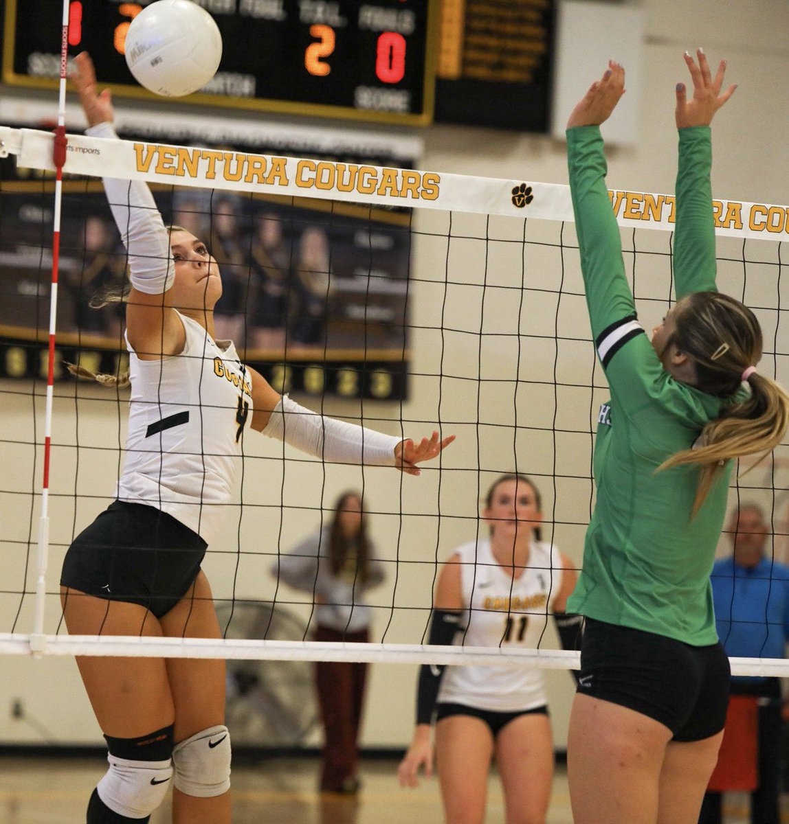 fcthecat's tweet photo. The Cougar volleyball team advanced to the quarterfinals with a 3 set(10,15,16)victory over  Burroughs of Ridgecrest, this afternoon at VHS. Ventura will travel on Wednesday to either Valencia or Temple City. Go Cougars @vcspreps @VTA_Girls_VB https://t.co/dDaPp2DOzN