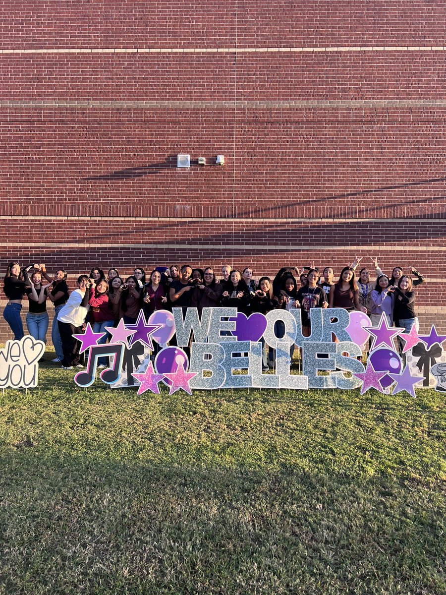 Maverick Belles tweet media