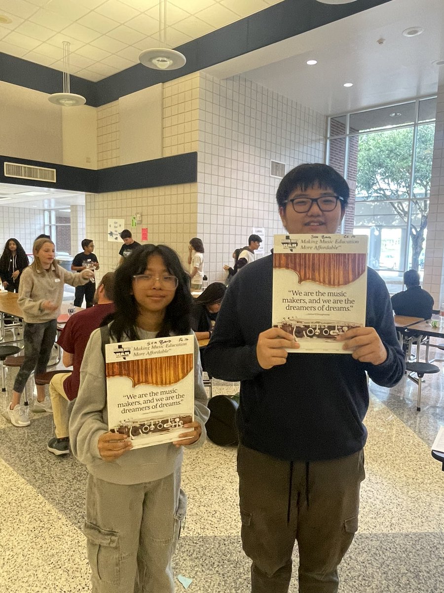 Congrats to Jaliyah and Bryan for making the Middle School Region 9 Band! From what we can tell first time in many years @Klein_Int_Band had 2 students make it! Congrats! Way to make @KleinIntKISD proud!