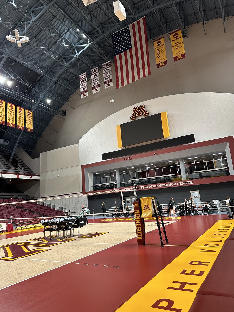 AustinOvermann's tweet image. Another weekend, another arena.