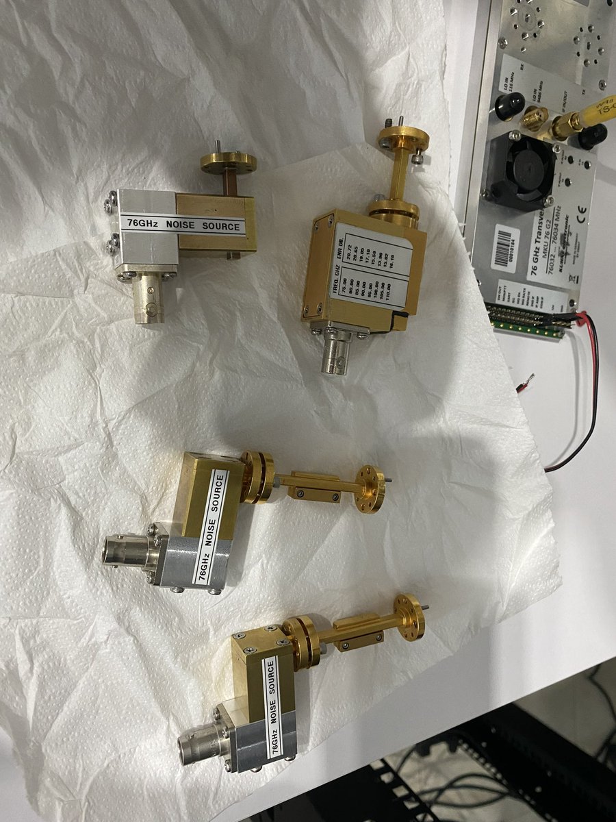 The meeting continues. Today measuing 76GHz noise soruces and other millimetric gear. @ea3hmj @g8kmh @on7un @BlaEa1 @Pa7Jb @ukghz #ghz_bands