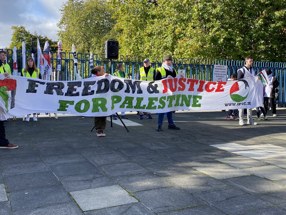 ForsaSouth's tweet photo. Amazing turnout in Dublin today at the Solidarity Rally for Palestine!✊
@forsa_union_ie @ForsaLeft @IrishAntiWarMvt #FREEPALESTINE https://t.co/Nq2ZxmbB8h