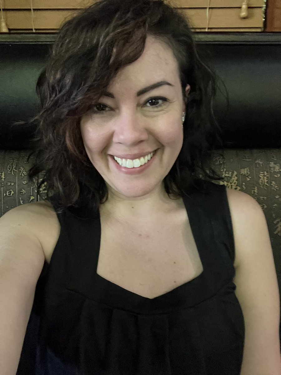 NinjaStef3's tweet photo. Treat yoself saturday! Got my toes done and then took myself out to dinner after changing my break light. A little adulting, a lot of play 🤪 https://t.co/nGtzkmYvTp
