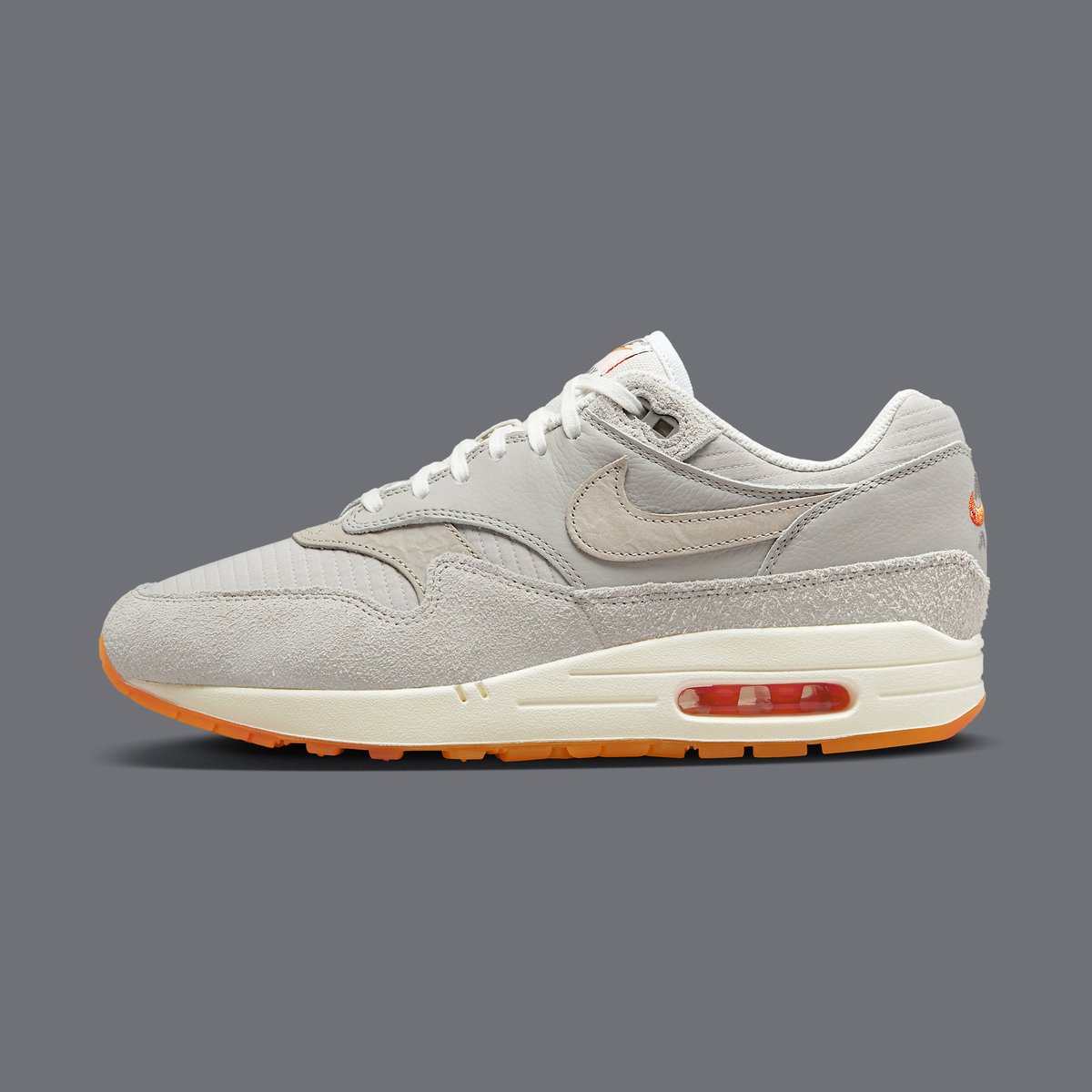 houseofheat's tweet photo. Nike Air Max 1 "Light Iron Ore" 🍊

SEE MORE: https://t.co/68sbRHOZr2 https://t.co/7Xf7MxILkq