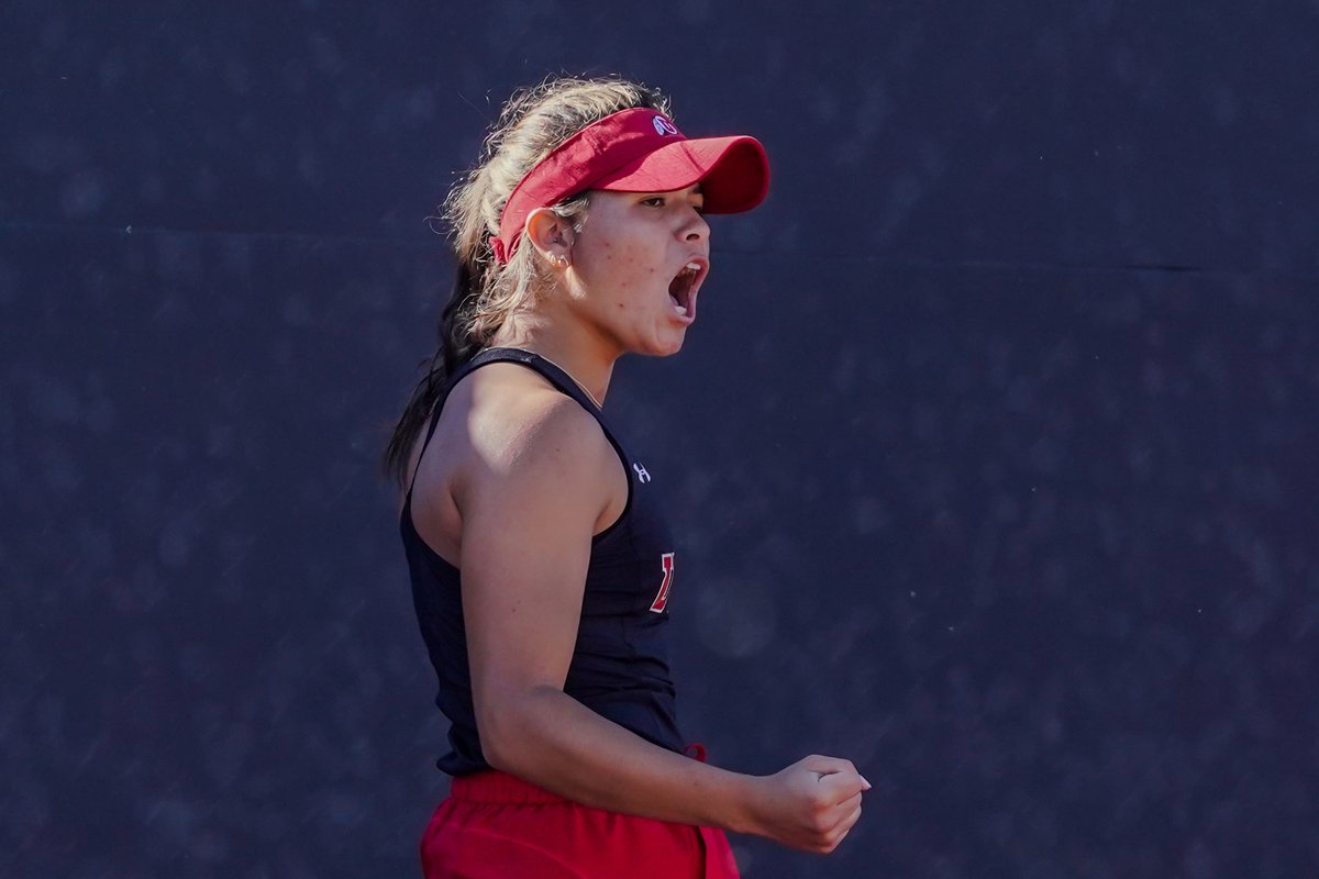 🎟️ TICKET PUNCHED FOR ITA FALL NATIONALS PUNCHED 🎟️ Marcela Lopez defeated the No. 1 seed in today's semifinal match to earn her spot in the Nationals Tournament! #GoUtes