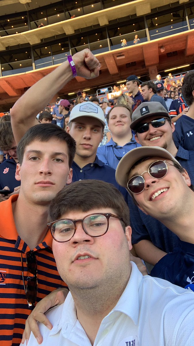 campbellgarber's tweet photo. #WarEagle https://t.co/rIi0tkHlbU