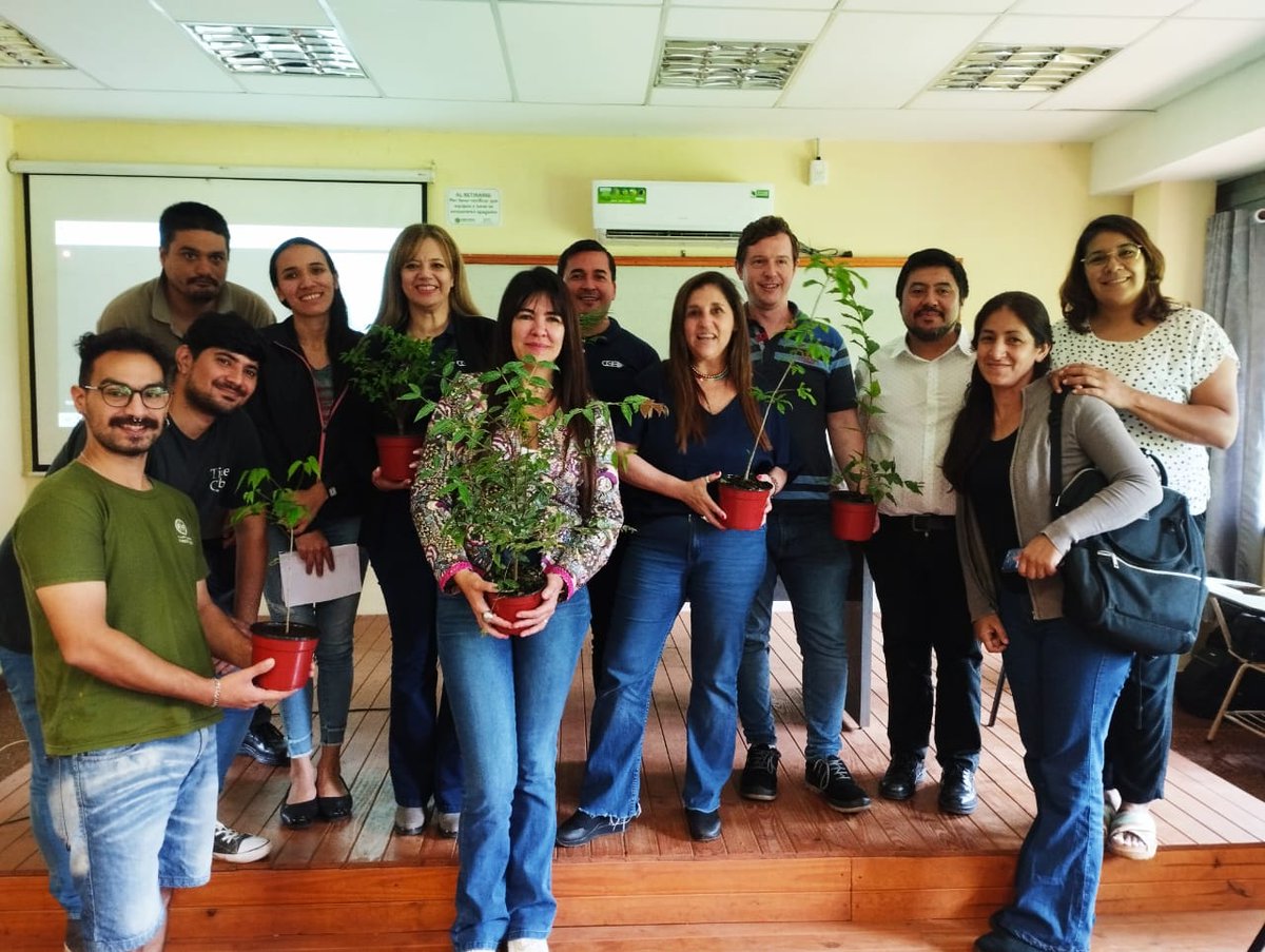 🤝🏻Queremos expresar nuestro profundo agradecimiento a todas las autoridades de esta fascinante casa de estudios, así como al Decano Ing. Forestal Fabián Romero, cuyo compromiso es fundamental en nuestro camino hacia la excelencia educativa.