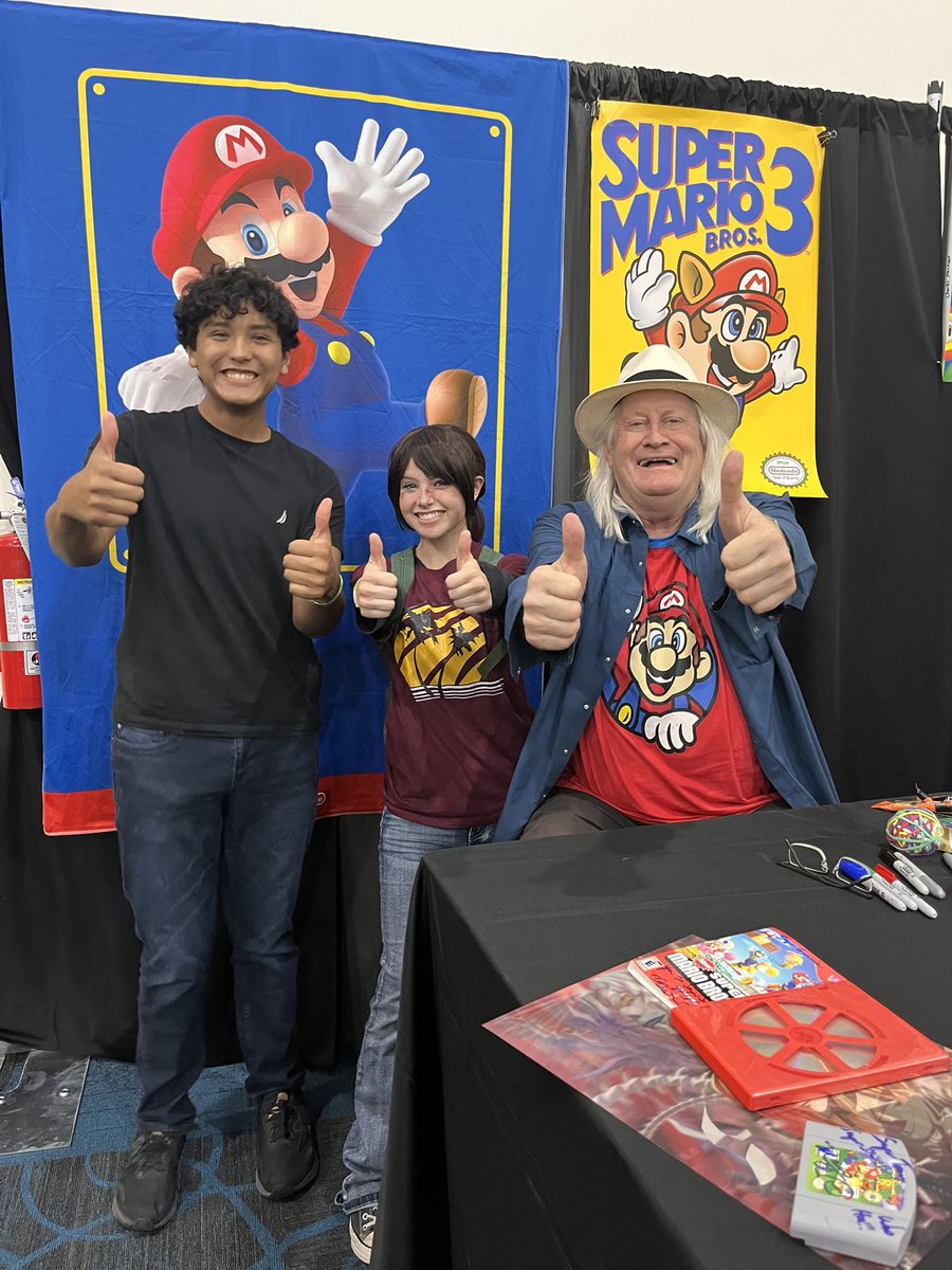 oriole___'s tweet image. I met Charles Martinet today🥹