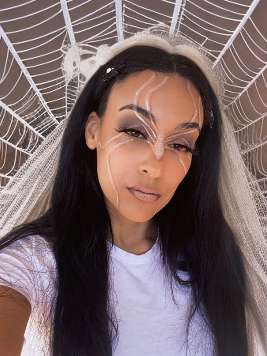muajazmine's tweet photo. #31DaysofHalloween spider queen day 21 #UGCcreator #makeupartist #makeupcontent #beautyugc https://t.co/5QwF6gIqD0