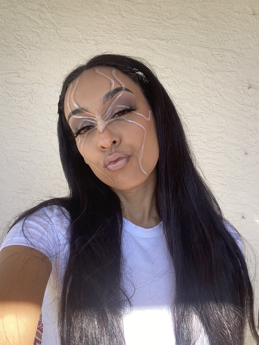 muajazmine's tweet photo. #31DaysofHalloween spider queen day 21 #UGCcreator #makeupartist #makeupcontent #beautyugc https://t.co/5QwF6gIqD0
