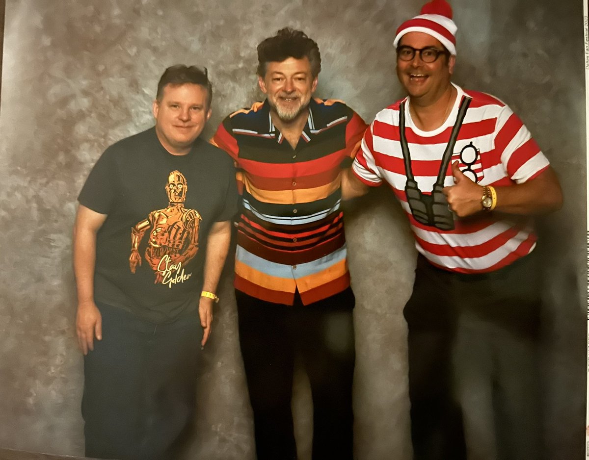 Got an autograph and photo with Andy Serkis @andyserkis  at #DallasFanFestival today.  He was as nice of a celebrity as I’ve ever met.  Really really good with the fans in his line