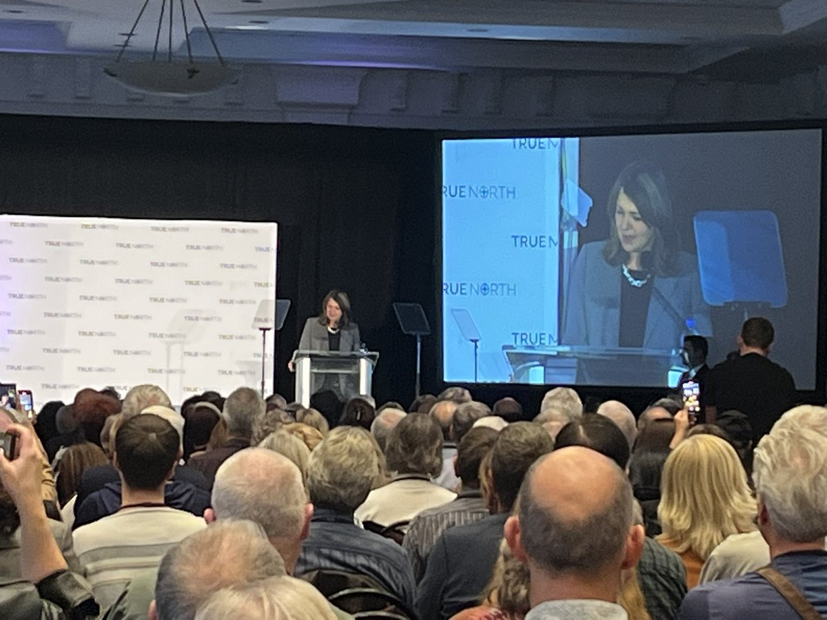 pubennum1's tweet image. #inrealtime @ABDanielleSmith speaking at the event today. 
#thankyou for the work you are doing. 
#Alberta #Canada #freedom #ethicalenergy