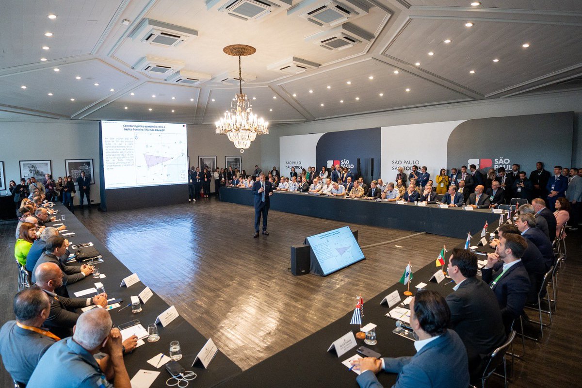 O 9º encontro do Cosud encerrou com o reforço do propósito dos estados do Sul e Sudeste de impulsionar ações socioeconômicas e ambientais. 
O diálogo continua pelo desenvolvimento e esperamos todos no Rio Grande do Sul no próximo ano, como anunciou o governador Eduardo Leite.