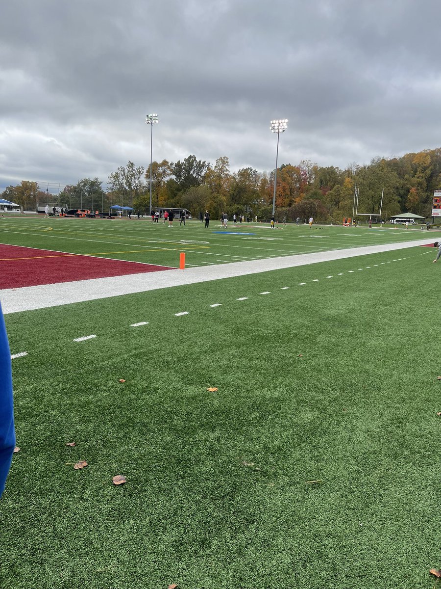 Had a great time at the game from fairmont State University! Very exciting to watch. Thanks <a href="/CoachPerotti/">Matt Perotti</a> @CoachWoodmanFSU <a href="/Coach_QWilson/">Quincy Wilson</a> for having me there.