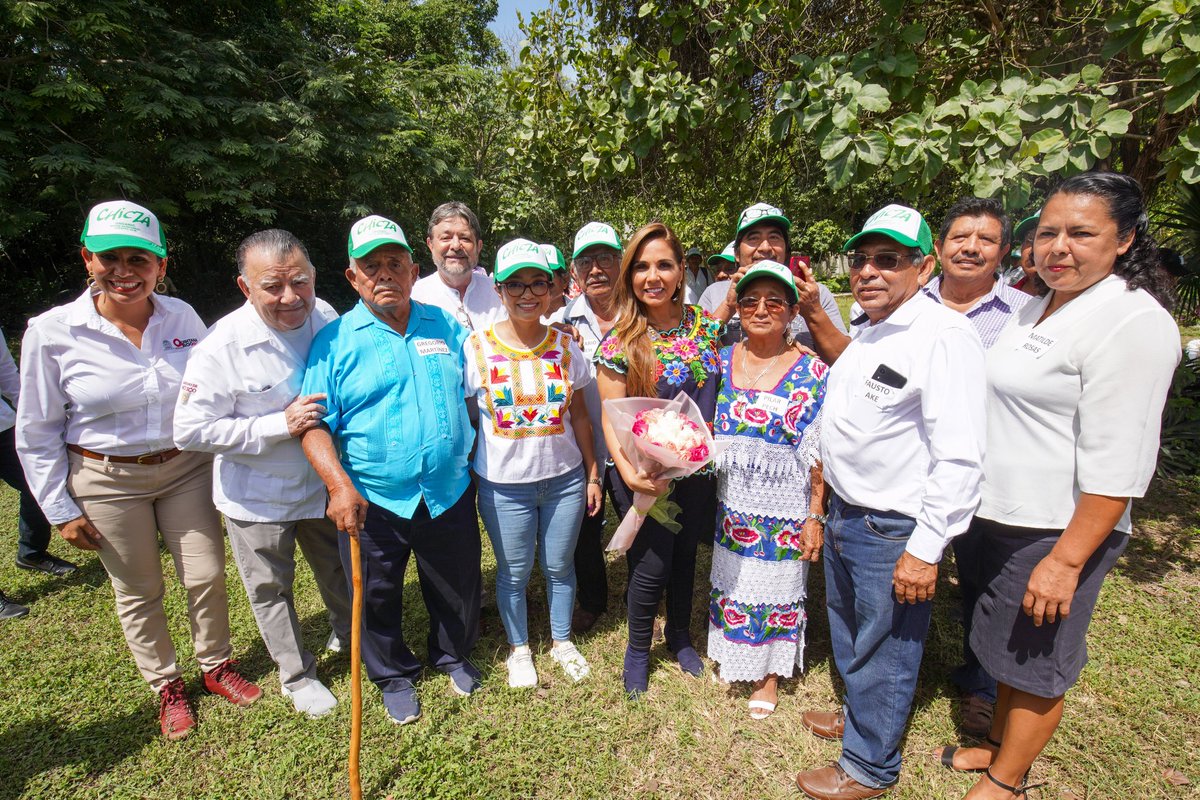 GobQuintanaRoo's tweet photo. Nuestra gobernadora @MaraLezama, impulsará la comercialización y exportación del chicle quintanarroense en la Temporada Chiclera 2023-2024. Esta industria, arraigada en la historia del estado, buscará llegar a todas las estaciones del @TrenMayaMX y expandirse a mercados.. https://t.co/RB3iZyQtn8