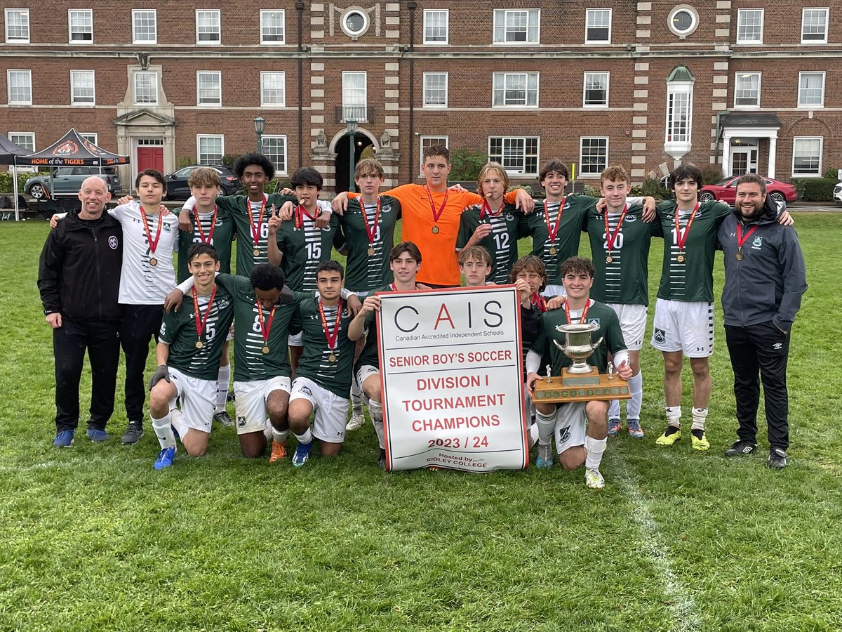 CrescentTeams's tweet photo. Congratulations to Snr D1 Soccer on back to back CAIS National tournament championships! Thank you to @RidleyAthletics for a great event. https://t.co/Nnf7yGMdsR