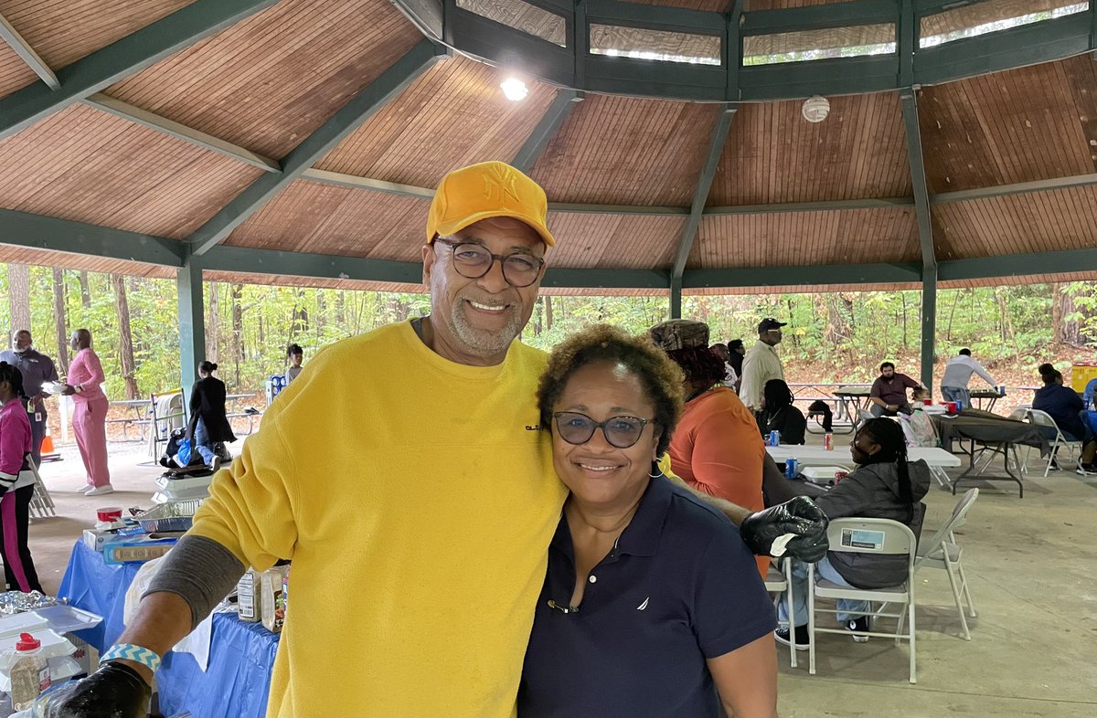 CLTWaterDir's tweet photo. Celebrating @CLTWater field operations employees. 24/7 our field employees serve this region. They are the best! #onewaterstrong @StormWaterCM https://t.co/JB3WCrkiYs
