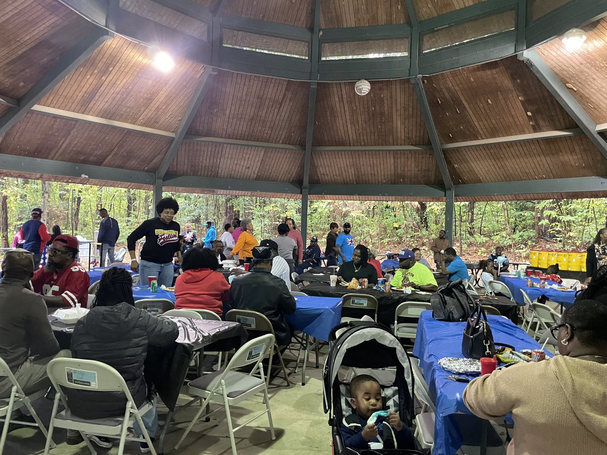 CLTWaterDir's tweet photo. Celebrating @CLTWater field operations employees. 24/7 our field employees serve this region. They are the best! #onewaterstrong @StormWaterCM https://t.co/JB3WCrkiYs