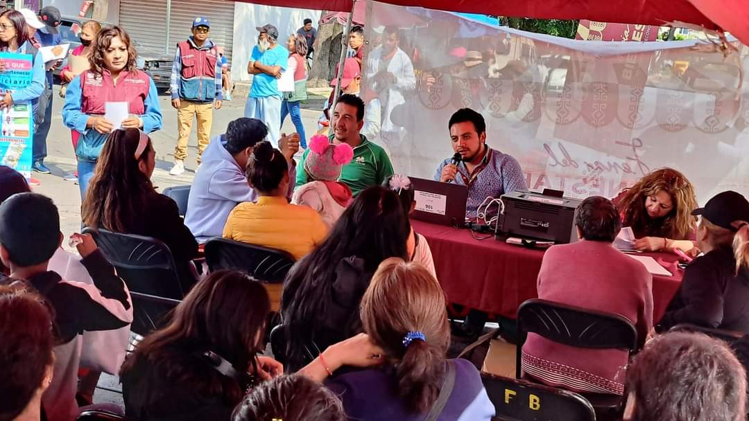 GobiernoTlahuac's tweet photo. Hoy #14DeOct, mes sobre la sensibilización sobre el #CáncerDeMama, la #FeriaDelBienestar brinda jornada de #Mastografía gratuita en ✅️Calle Cráter Platón, esq. Mar de los Vapores, Col. Ampl. Selenehasta las 14 hrs. Así como:🧓Atención adult@s mayores, Actas de Nacimiento y más. https://t.co/Bz5J7vTC3H
