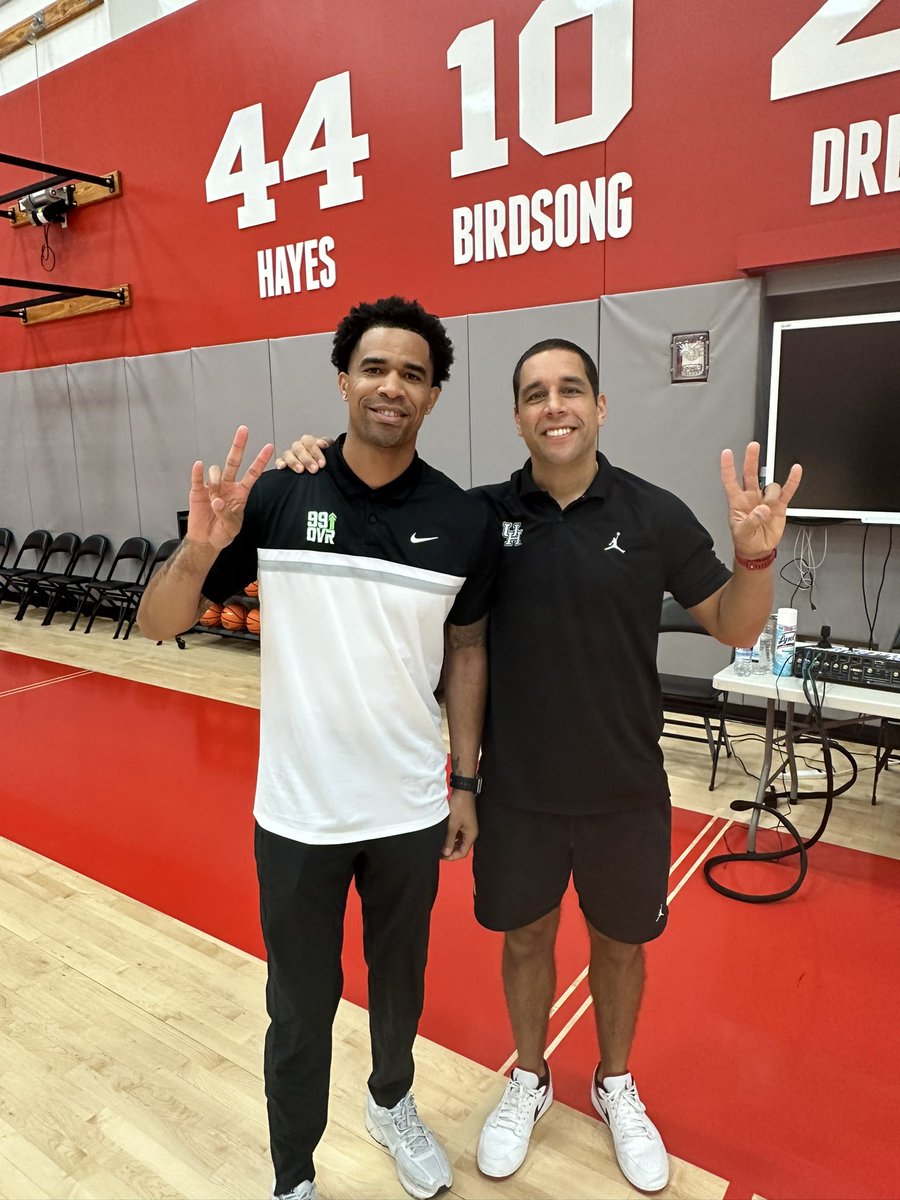 One thing for sure @UHCougarMBK practices like every possession is their last. Intensity, execution, tough as nails!!! @kellenmsampson is a big culture driver! 🫡