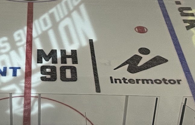 rossltoomey's tweet photo. Proud to have the opportunity to put our friend  @MikeHammy10 in the ice with us @SMPEUROPE Intermotor “HUGE” thanks to the @nottinghamarena for helping make this happen 🙏🏻 @PanthersIHC @officialEIHL @TeamGBicehockey https://t.co/2TUimFnCuR
