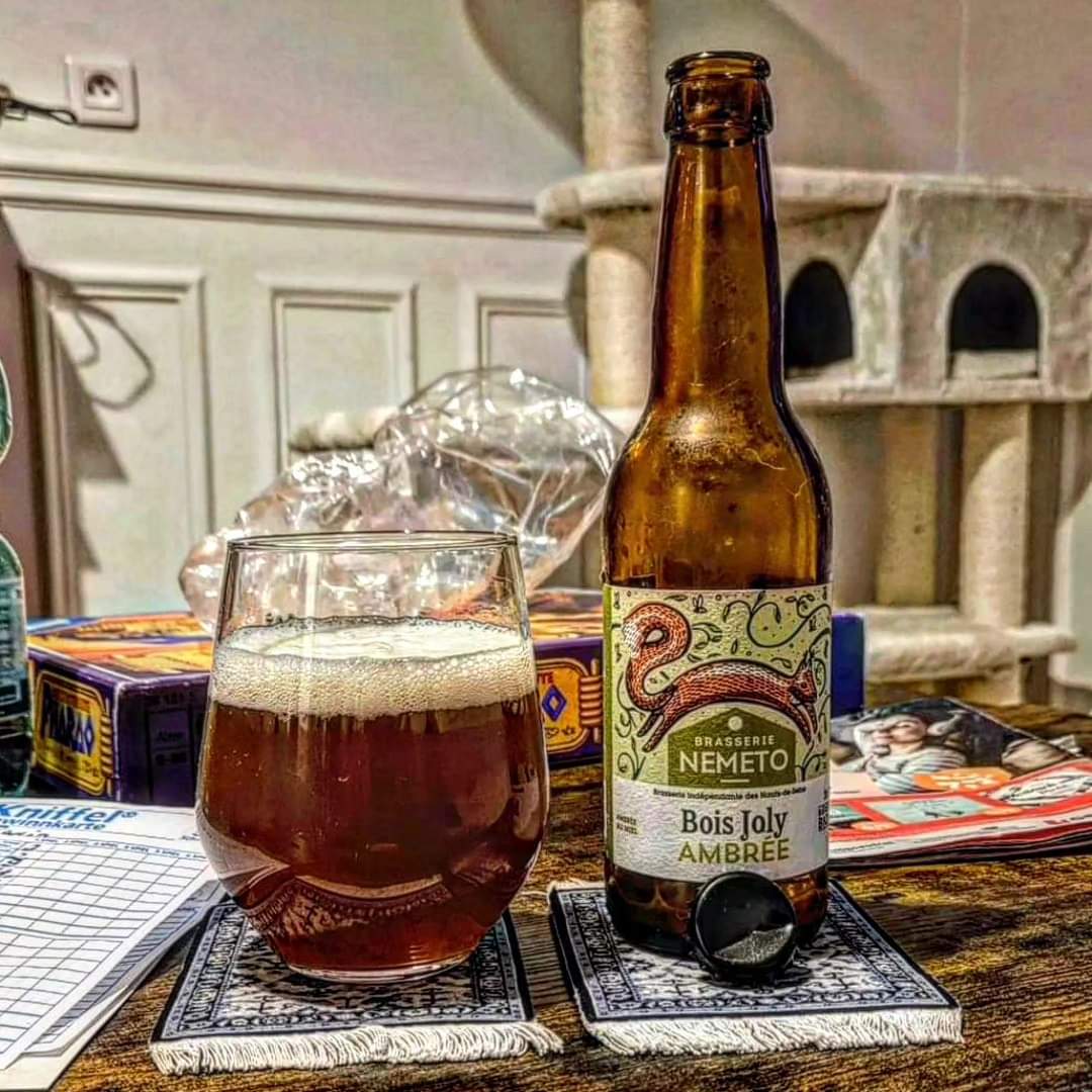 brunnenbraeu's tweet photo. The Beer Garage – 750 Four – American Pale Ale (***) 5,5%

#beeronthecarpet

#thebeergarage #750four #americanpaleale #apa https://t.co/RhEecYqIdw