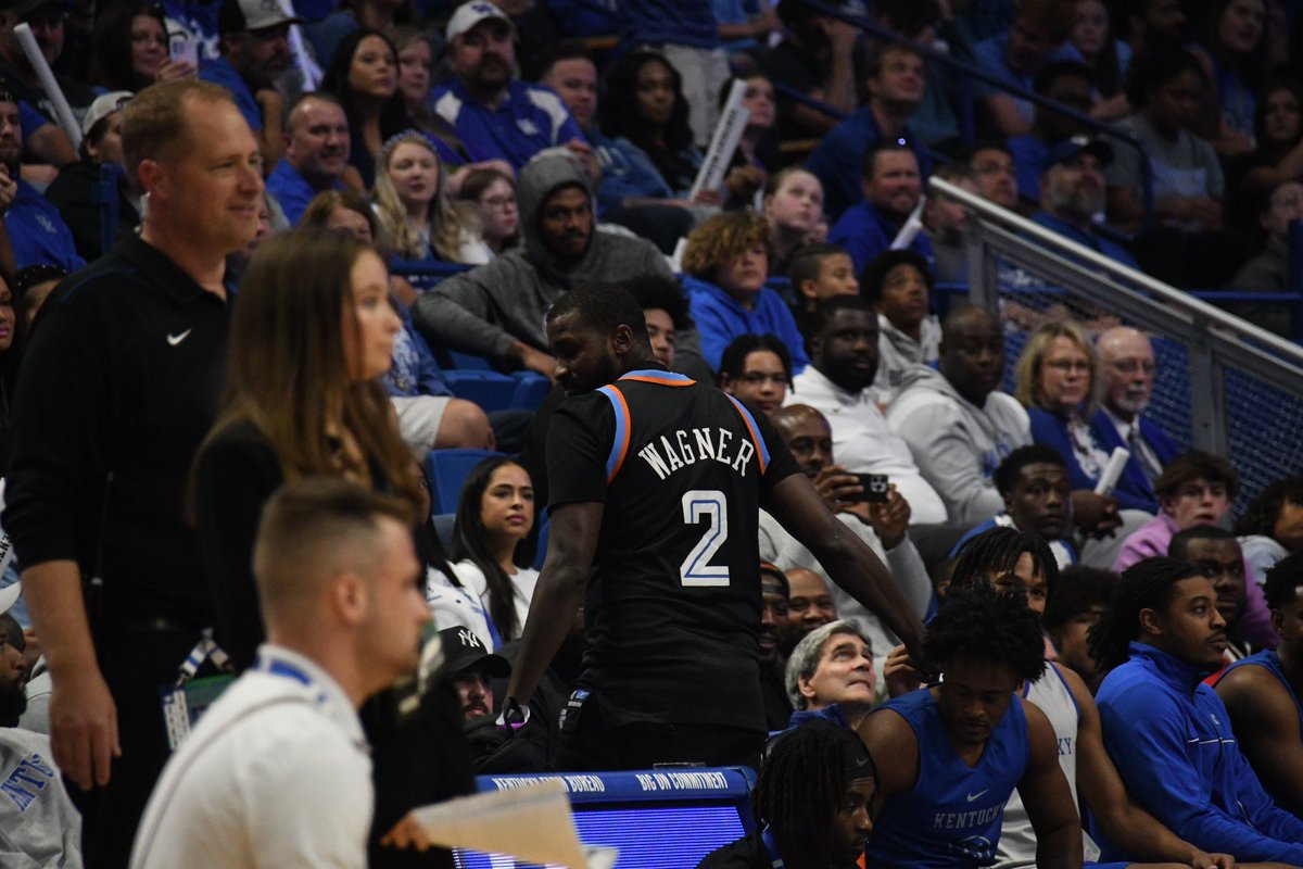 Michael Kidd-Gilchrist returned to Lexington last night for Big Blue Madness! With DJ Wagner now on the team, MKG brought out a Dajuan Wagner (DJ’s father) Cleveland Cavaliers jersey! (First photo via @UKCoachCalipari)