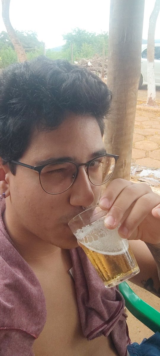 Gabri3l_02's tweet photo. Aquele bar lá, o #LocalizaaiBB https://t.co/eM1PnlynR9