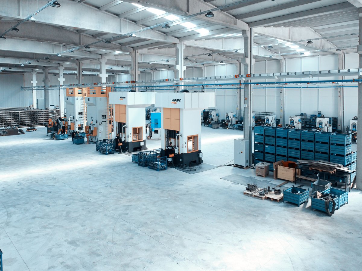 VADEN Metal Stamping Line manufactures products that comply with high quality standards by performing precise moulding operations with our eccentric and hydraulic presses. 
vaden.com.tr