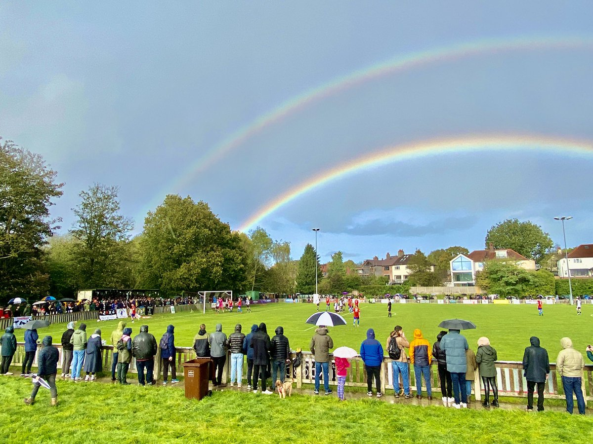 ßen (P) tweet media