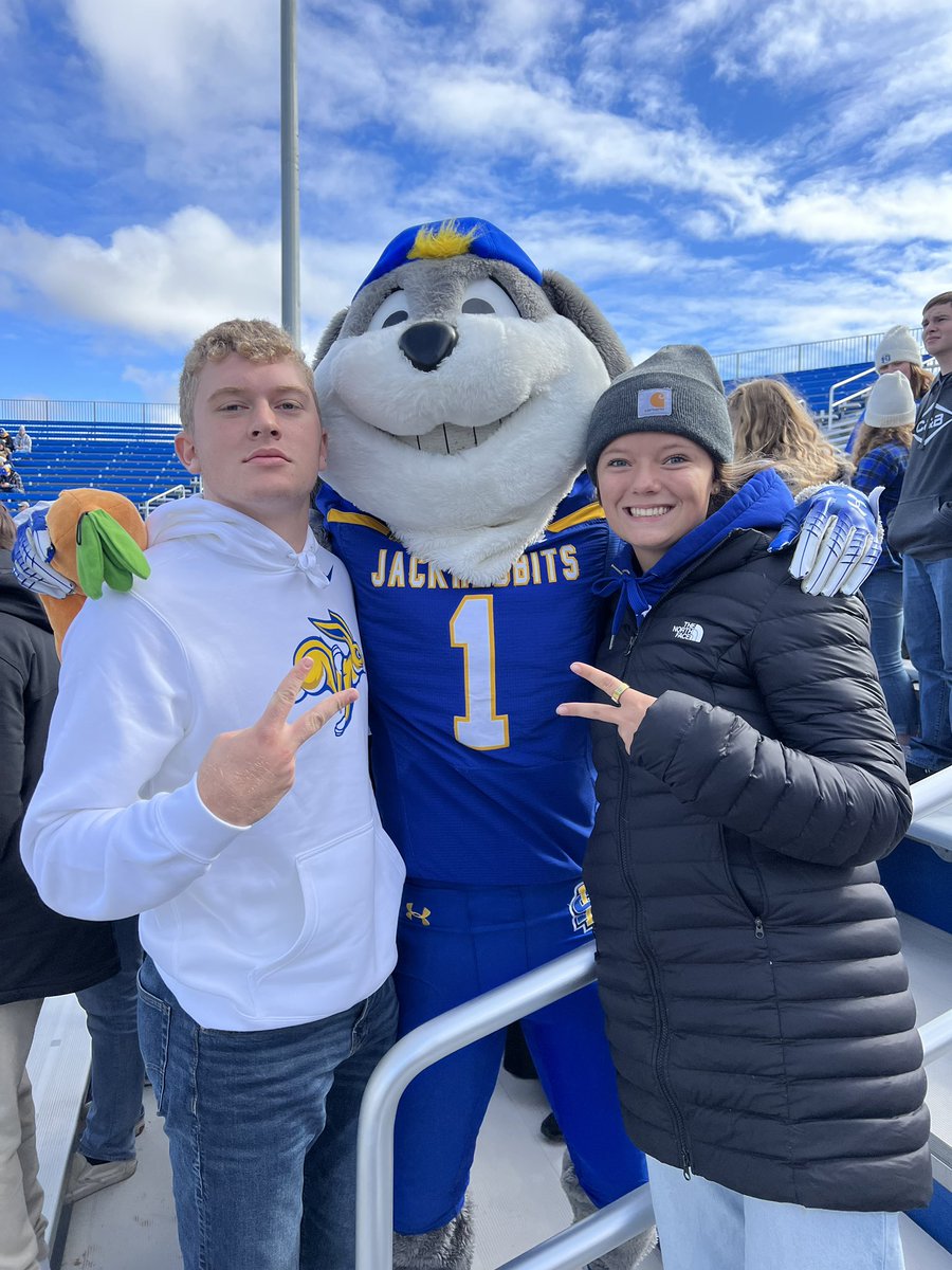 trinjo2002's tweet photo. Future Jackrabbits! #gojacks #hoboday2023 https://t.co/Ia8wREjWCv