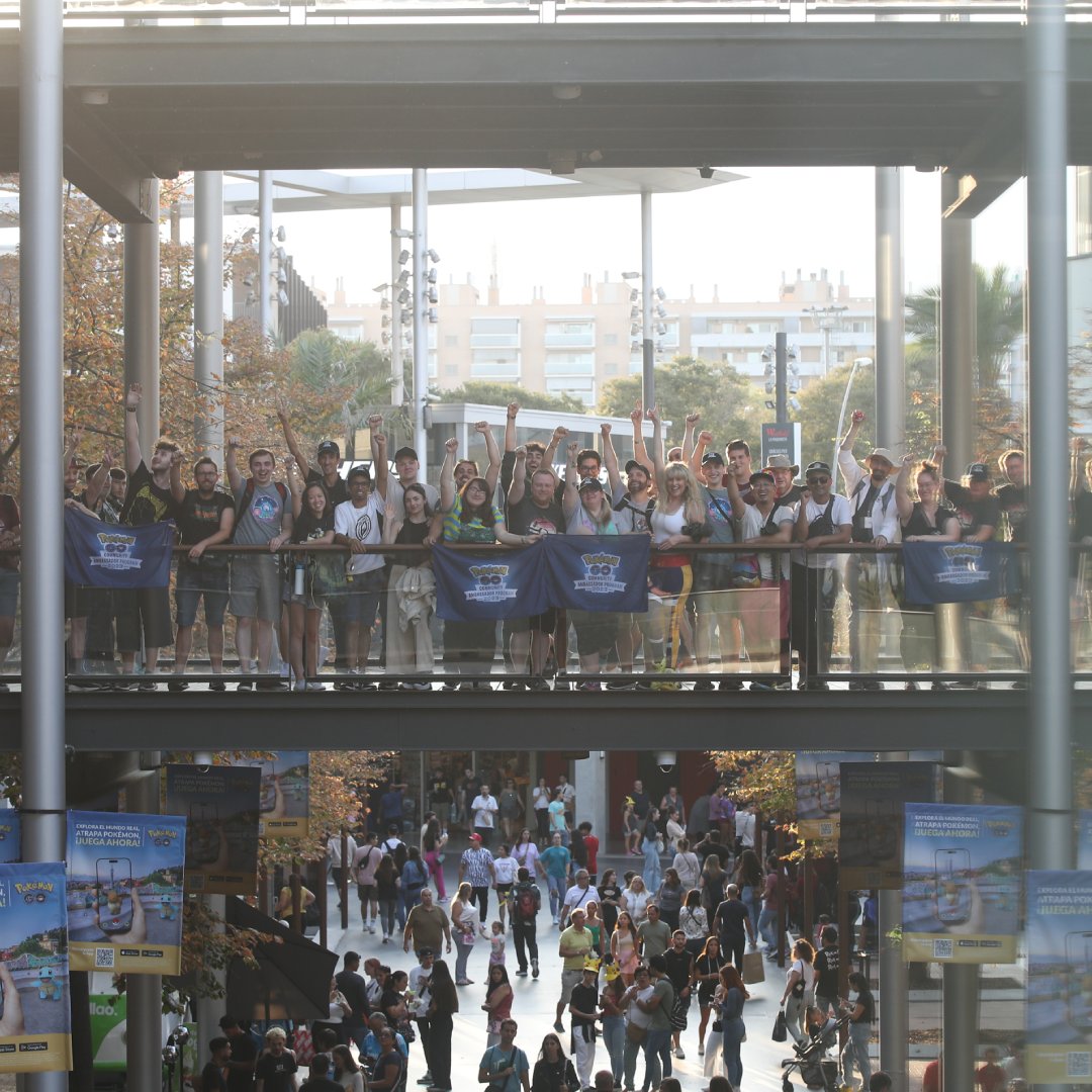 pokemongoappuk's tweet photo. Witness the sheer excitement radiating from these passionate Pokémon GO trainers! Can you sense the thrill? Tap the heart ❤️ to express your shared excitement! 

#PokemonGOCitySafari #Barcelona #PokemonGO https://t.co/QsuxzdB4vU