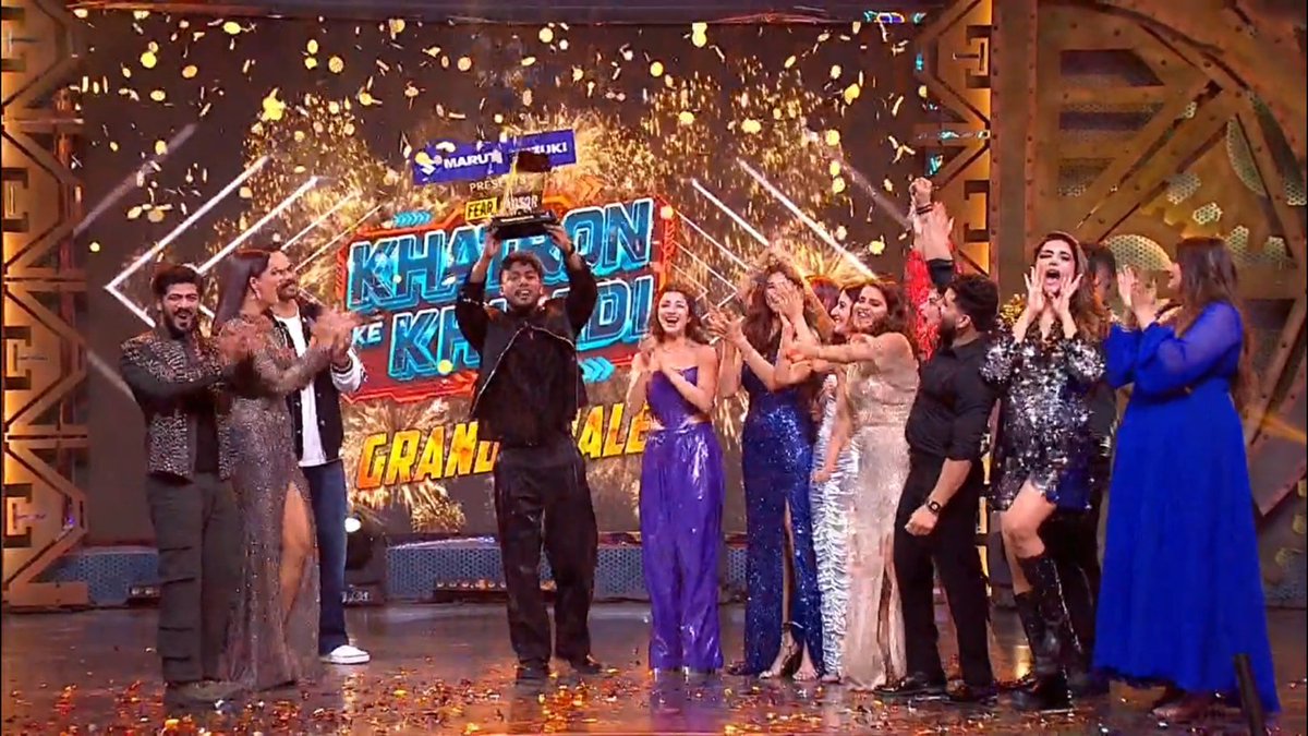 🔥Rapper and Singer #DinoJames lifts the coveted trophy of COLORS' 'Khatron Ke Khiladi 13'
 
#khatronkekhiladi13
#kkk13winnerdinojames 
#BiggBoss17 #Abhiya #Abhisha #IshaMalviya #MunawarFaruqui #AnkitaLokhande #VickyJain #AishwaryaSharma #NeilBhatt 
#AbhishekKumar 
#UKRiderO7