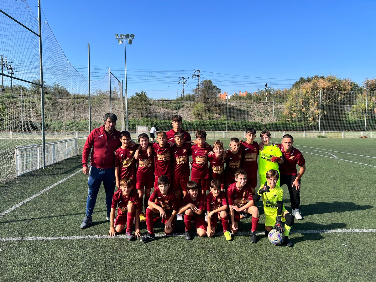IveroValdemoro's tweet image. 📆 Liga - Jornada 2 🏆 ALEVÍN 11
@efvaldemoro 3️⃣ 🆚 1️⃣ @IveroValdemoro

Somos superiores, pero no concretamos nuestras ocasiones y por errores nuestros perdemos el partido. A seguir corrigiendo errores, a seguir metiendo intensidad y mejorando. Arriba Ivero💪

#VamosIvero