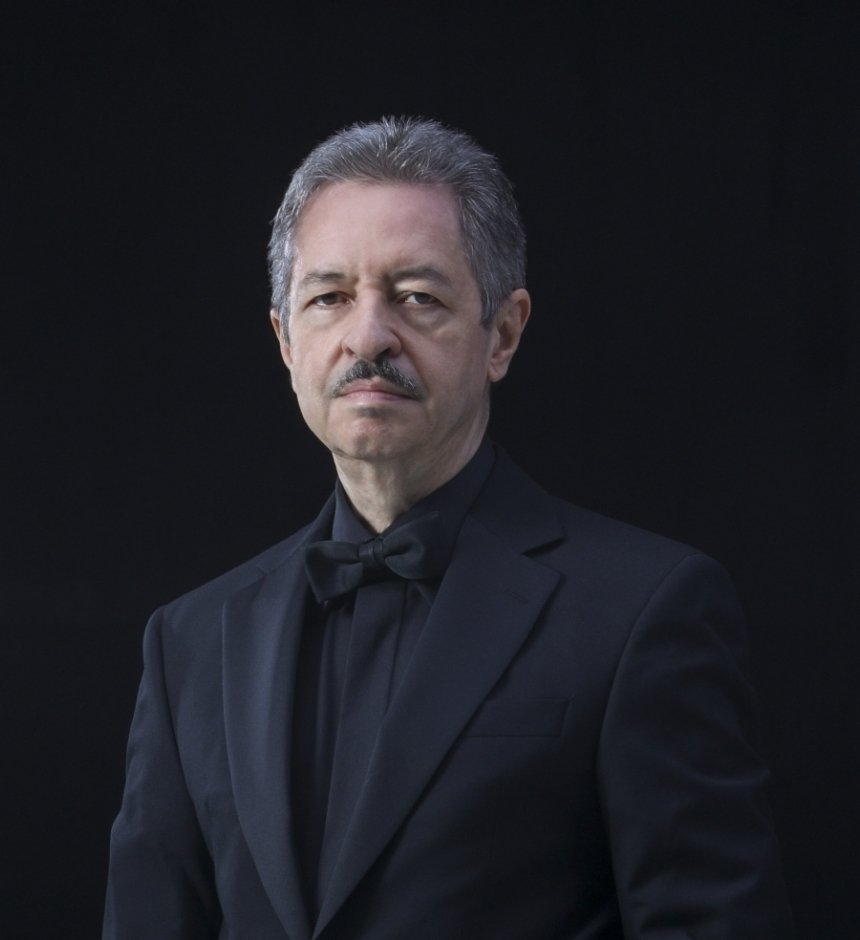 BrianMcGovern's tweet photo. Darwin Ortiz was not only a remarkable magician but also the author of the insightful book 'Gambling Scams'. He was the authority on detecting crooked gambling, ensuring his impact on the world of magic and beyond will be felt for countless years. https://t.co/NHqtbRm78n