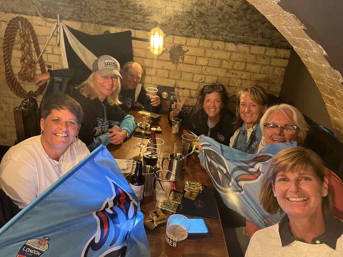 bethnagy's tweet photo. @Titans https://t.co/KN37iHKo4H