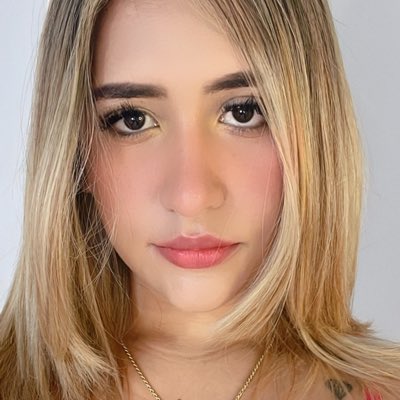 victoria.hvv tweet media