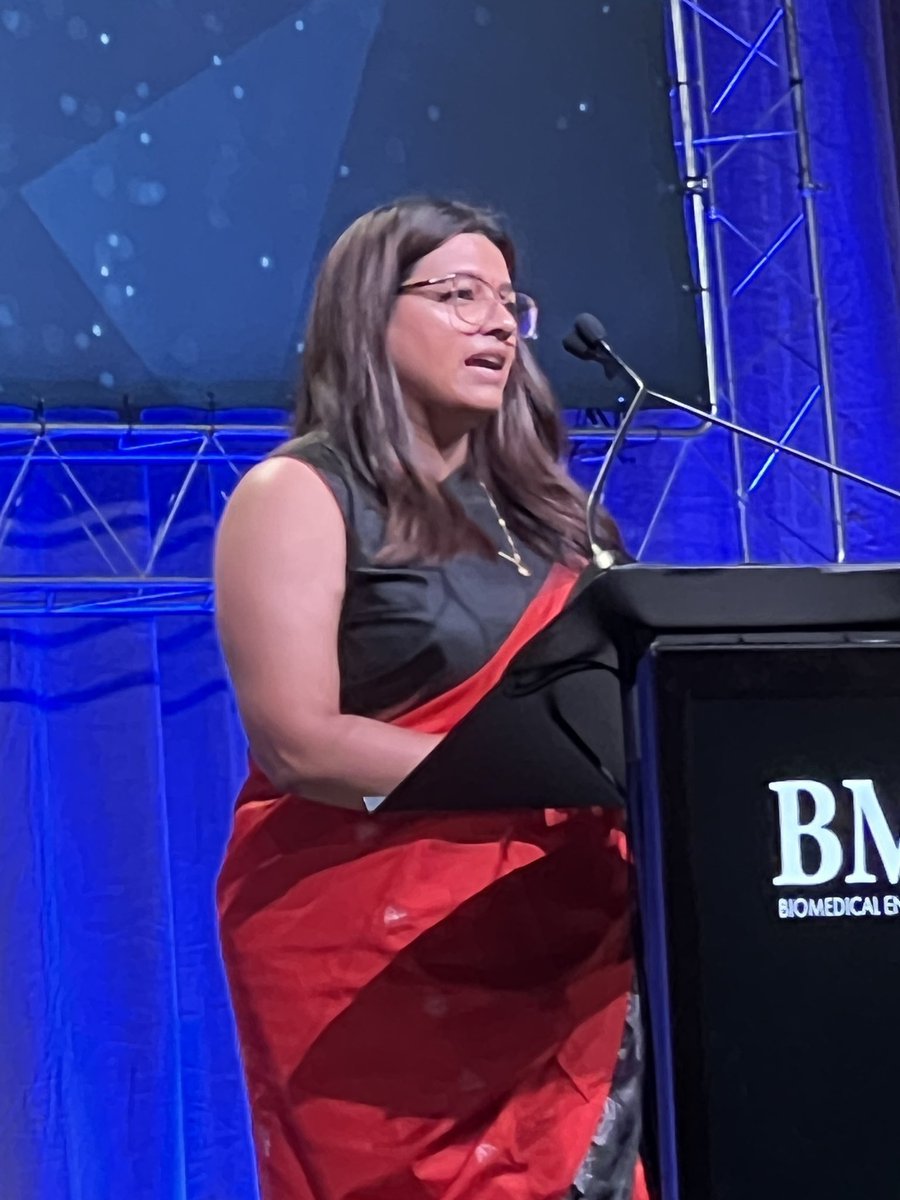 Congratulations to Shreya Raghavan @LabRaghavan on her eloquent and inspiring #BMES2023 Rita Schaffer Young Investigator Award Lecture! @bmentamu is SOOOO proud of you and your team! @TAMUEngineering #cancer_engineering #womeninSTEM