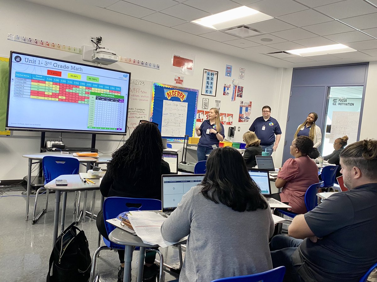 Leaders in @HisdSouth receiving @HISD_Assessment  #Formative #AssessmentStrategy support with using OnTrack to lead PLCs! <a href="/DrAliciaMartin/">Alicia Martin</a> <a href="/Gabeineducation/">Gabe</a> <a href="/MBrady132/">Madeline Brady</a> <a href="/JAGtheDTC/">Julia Amponsah-Gilder (JAG)</a> #SupportingOutcomes