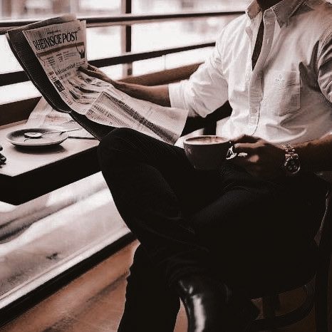cavendishfcmily's tweet photo. ㅤㅤㅤ
ㅤ    𝗔𝗦𝗧𝗢𝗥 𝗖𝗔𝗩𝗘𝗡𝗗𝗜𝗦𝗛 

➛𝓟rimer hijo de Alastair Cavendish.
➛ Se dedica a la política, está completamente desvinculado a los negocios familiares.  
➛ Graduado en Harvard.
➛ En una relación sentimental con Anna. 
➛ 36 años.
➛ Fc: Tom Hiddleston. https://t.co/mu1jQpYzKk
