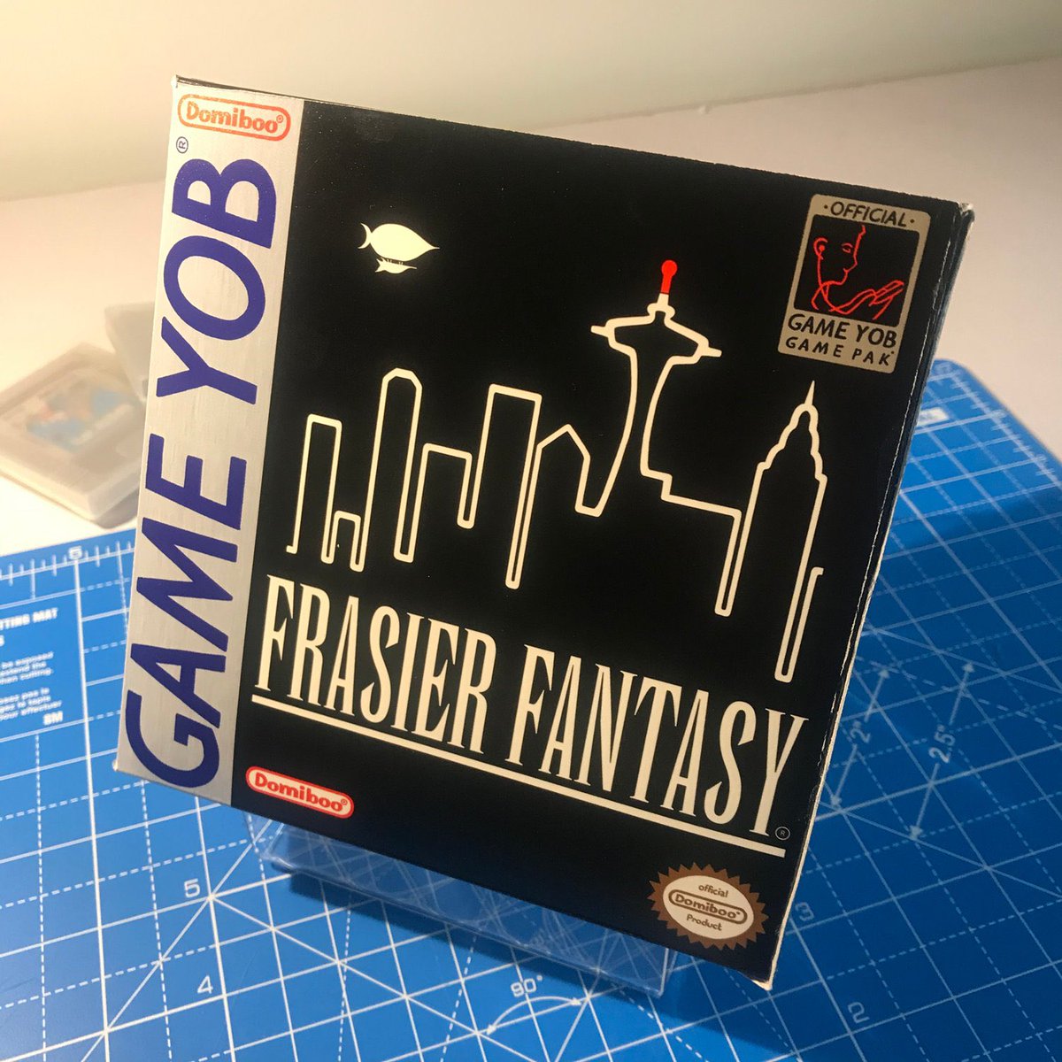 400facts's tweet image. A few years back I made up some packaging for a fictional game named after everyone’s favourite radio psychiatrist and today I learned that @ejlabarbera has made an actual, proper game that feels like an episode of Frasier blended with Final Fantasy :)