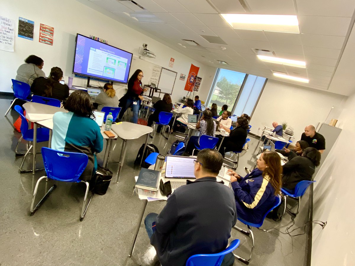 Elliot Luckett (edu) tweet media