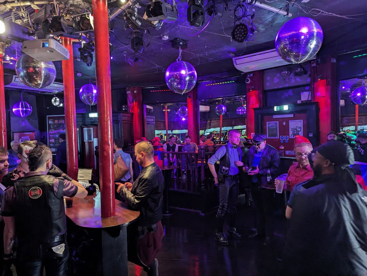 LondonLeatherMen tweet media