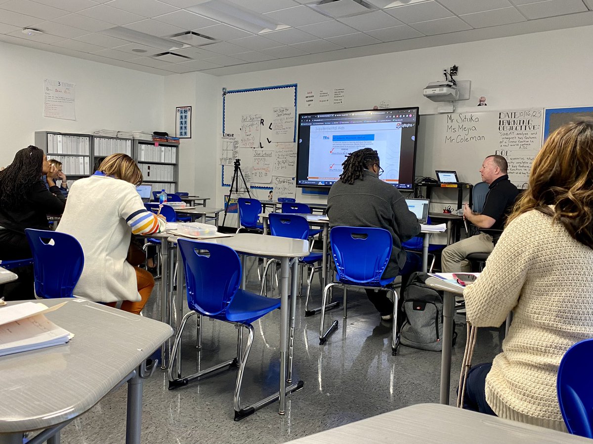 Elliot Luckett (edu) tweet media