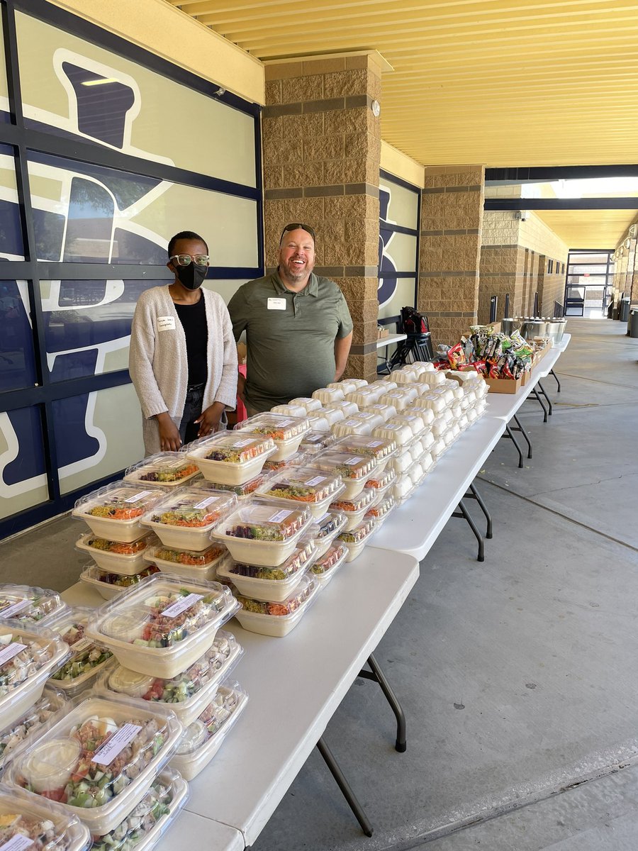 The magicians behind the work keeping everything going and people fed!!! #projectmanager &amp; #eventmanager <a href="/knowledgeworks/">KnowledgeWorks</a>