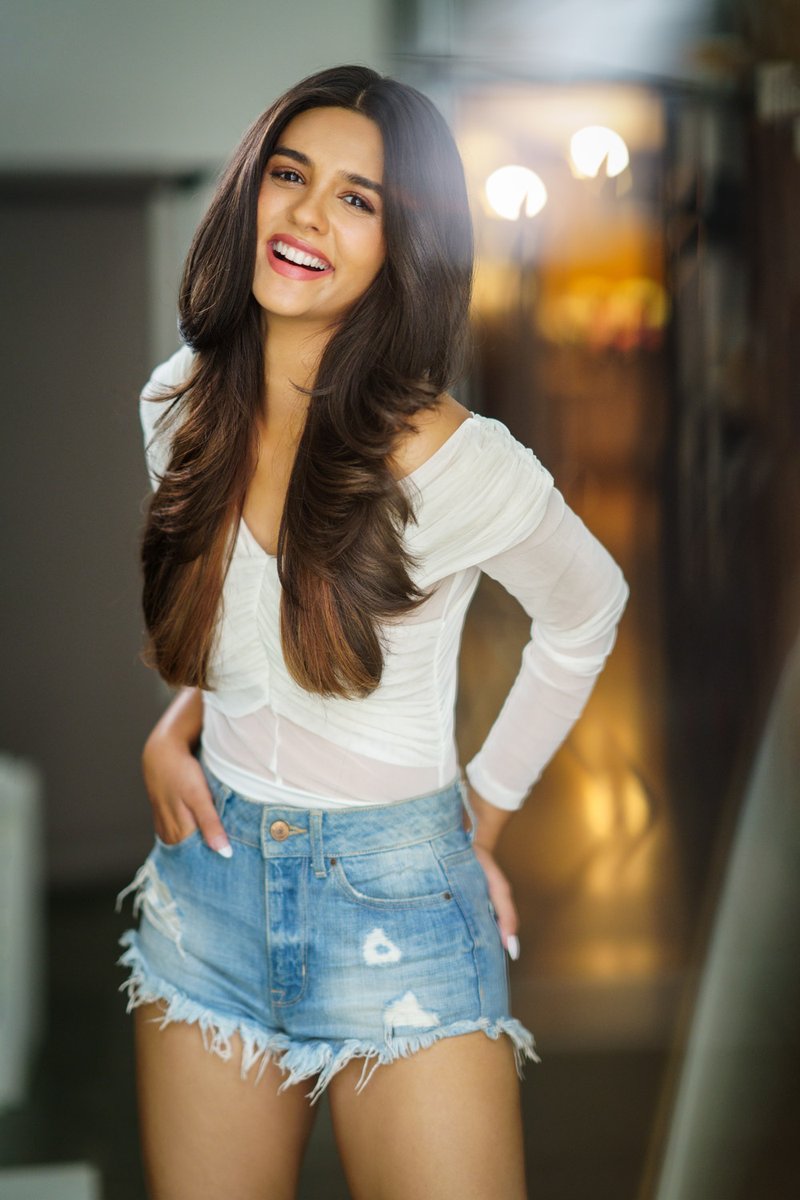 KhanSir_Gs's tweet photo. 5 mins to go🩷🫶
HBD PRANALI RATHOD
#PranaliRathod https://t.co/h7R0s5DQcg