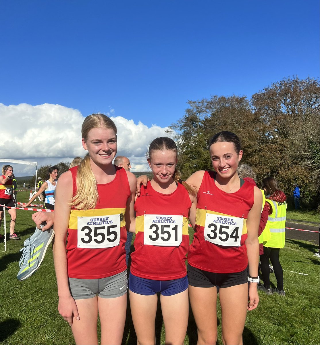 SK (@sneetchster) on Twitter photo Fantastic effort from these girls today - tough training & careful coaching paying off. #Running the first <a href="/SussexAA/">Sussex Athletics</a> League #CrossCountry with the U20s & seniors at #Goodwood, <a href="/LewesAC/">Lewes AC</a> had 3x U17 women finish in the top 7.
Well done Avaπ₯Esme π₯& Grace π
<a href="/EnglandAthletic/">England Athletics</a> Fantastic effort from these girls today - tough training & careful coaching paying off. #Running the first <a href="/SussexAA/">Sussex Athletics</a> League #CrossCountry with the U20s & seniors at #Goodwood, <a href="/LewesAC/">Lewes AC</a> had 3x U17 women finish in the top 7.
Well done Avaπ₯Esme π₯& Grace π
<a href="/EnglandAthletic/">England Athletics</a>