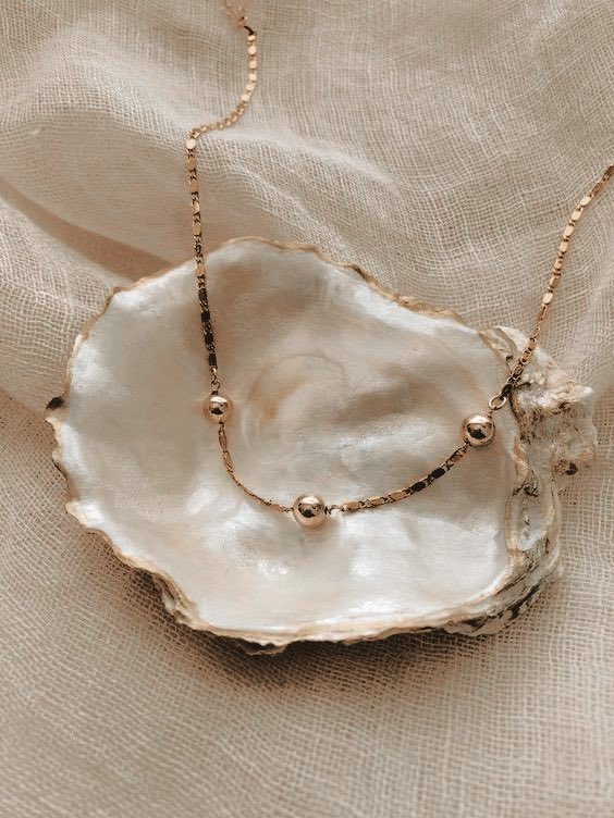 cavendishfcmily's tweet photo. ㅤㅤㅤ
ㅤ   𝗣𝗥𝗜𝗦𝗖𝗜𝗟𝗟𝗔 𝗖𝗔𝗩𝗘𝗡𝗗𝗜𝗦𝗛 

➛ 𝒞uarta esposa de Alastair Cavendish. 
➛ Se rumora que la pareja se está divorciando, la verdad solo la conocen ellos. 
➛ Empresaria, dueña de su propia línea de joyas. 
➛ 45 años. 
➛ Marisa Tomei. https://t.co/unkiCLvFlQ